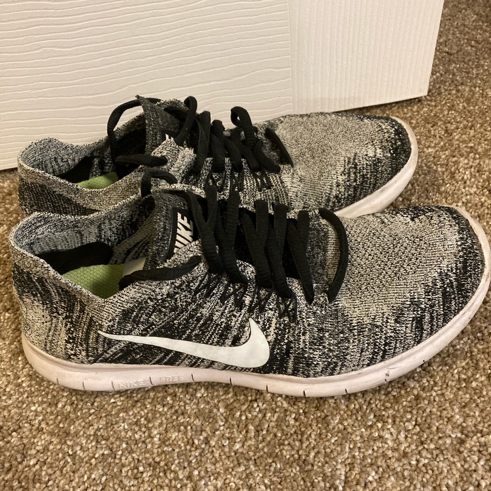 Nike free fly knit